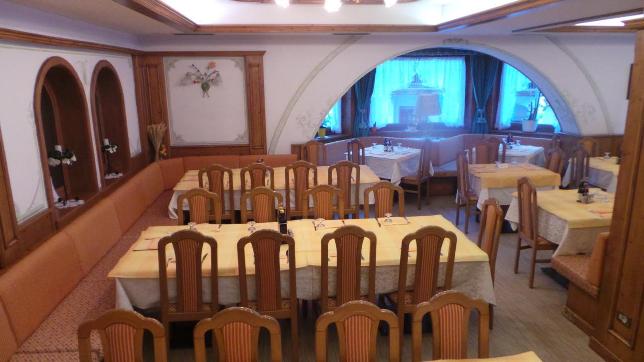 Hotel Pordoi - Fam Furgler أرابّا المظهر الخارجي الصورة