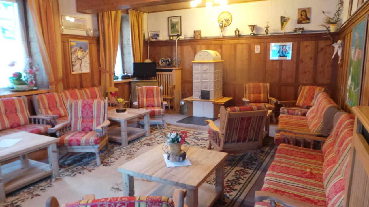 Hotel Pordoi - Fam Furgler أرابّا المظهر الخارجي الصورة
