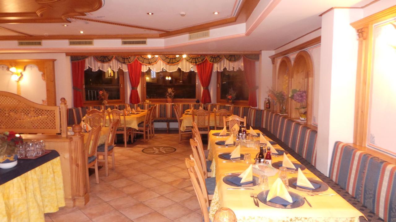 Hotel Pordoi - Fam Furgler أرابّا المظهر الخارجي الصورة